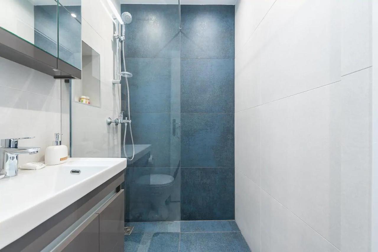 Glyfada Glass-Walled Designed Apt アテネ エクステリア 写真